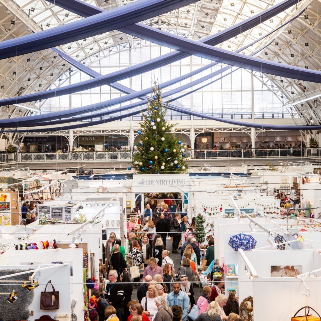 CL XMAS FAIR LONDON 2019 090 scaled 1