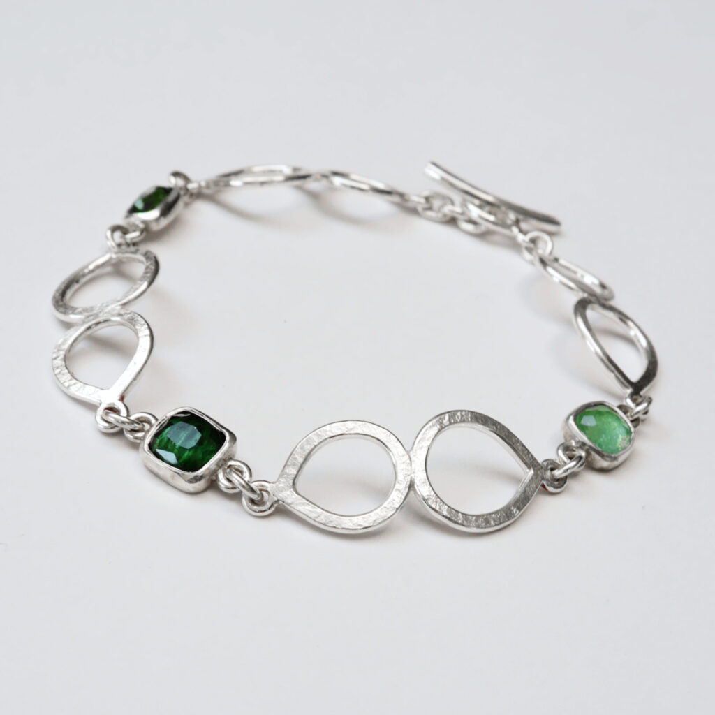 Naomi James Jewellery Rosecut tourmalines double teardrop bracelet